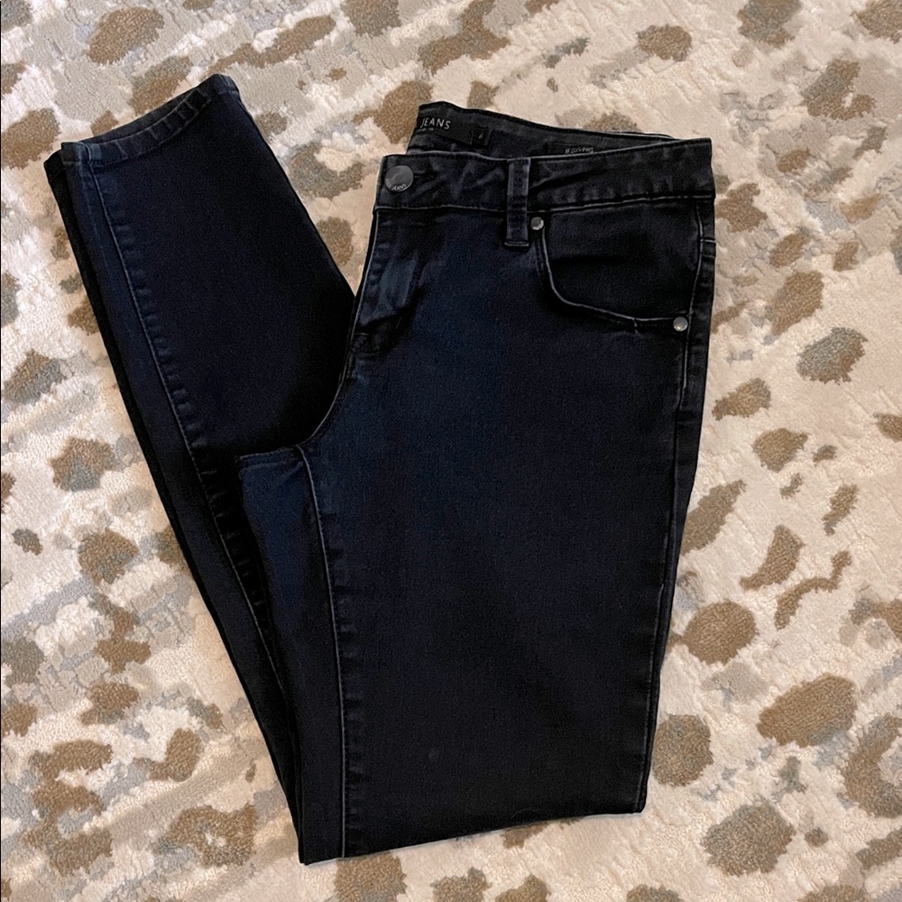 Max Jeans Women’s Jeggings 6 Black Mid Rise Stretch Denim Skinny Pants Faded